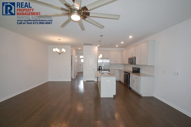 Building Photo - Gorgeous 3BR/2.5BA townhome w/ garage, w/dryer hookups, triple Rockvale schools!