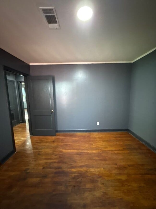 Building Photo - 761 Gracewood St