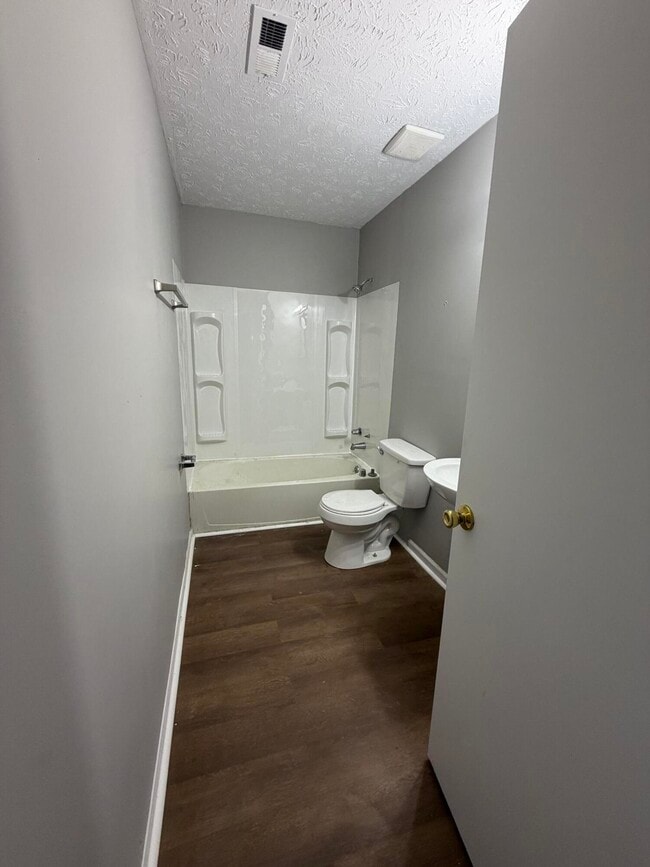 Building Photo - 3732 Red River Dr