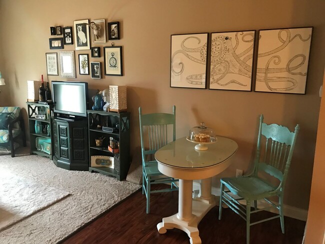 Building Photo - 2725 Northridge Pkwy