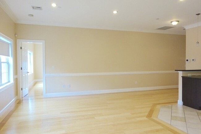 Building Photo - 473 Revere Beach Pkwy