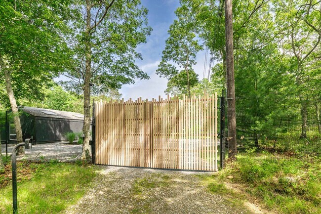 Building Photo - 54 Copeces Ln