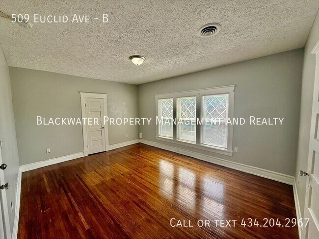 Building Photo - 509 Euclid Ave