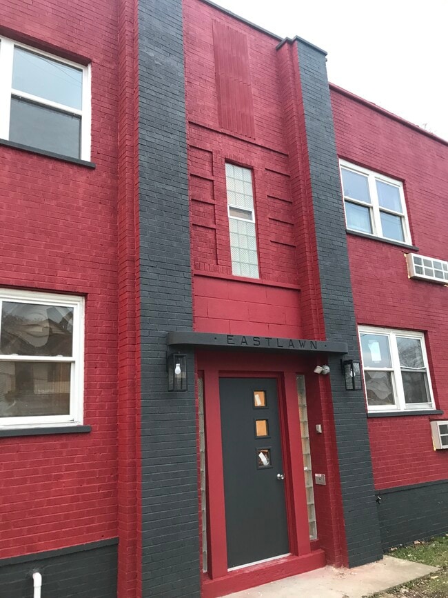 Building Photo - Eastlawn Properties
