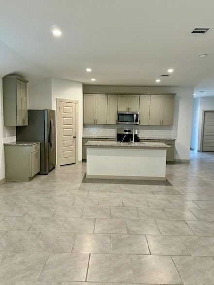 Building Photo - 4930 Natchez Trce