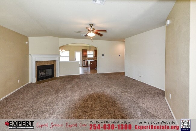 Building Photo - Enchanting 4-bedroom, 2-bathroom home nest...