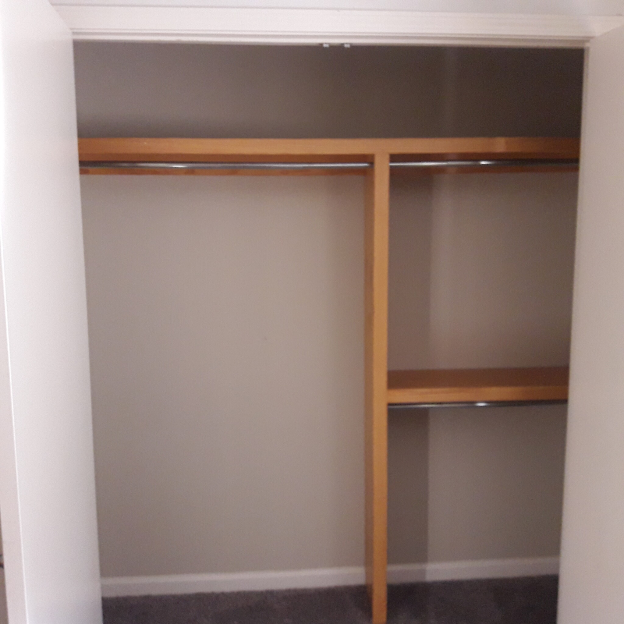 XLarge Master closet - 1809 Adair Bridge Cv