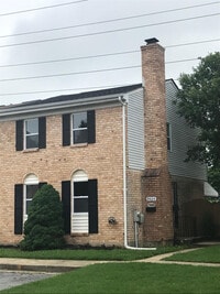 Building Photo - 9424 Windpine Rd