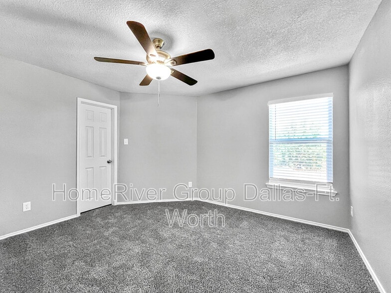 Building Photo - 507 Binkley Ct
