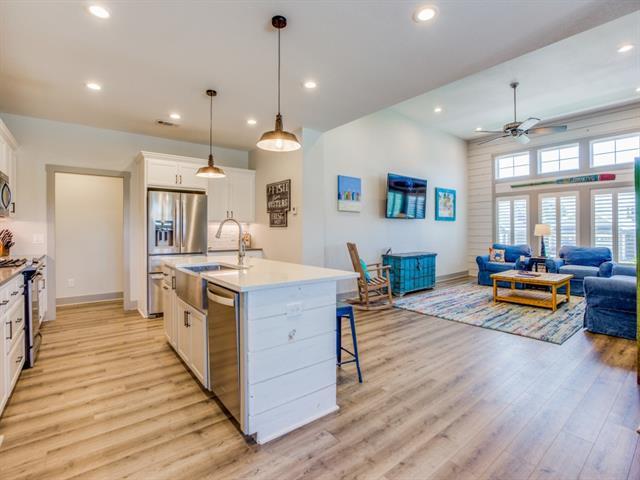 Building Photo - 405 Carneros Dr
