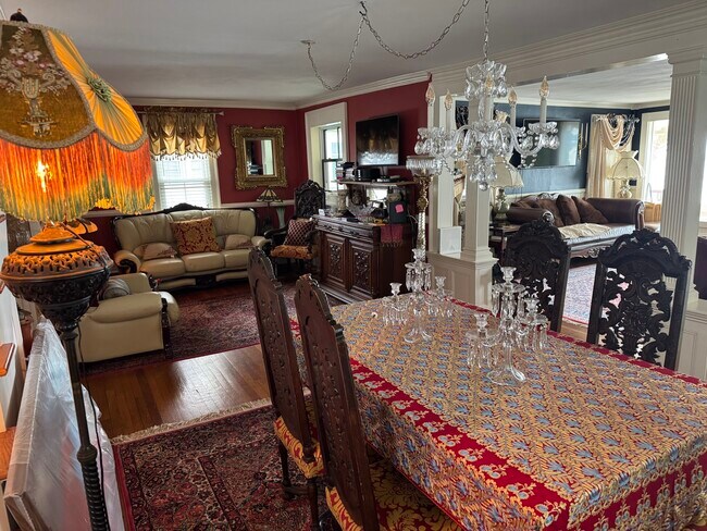 Building Photo - 3 Crescent Bluff Ave