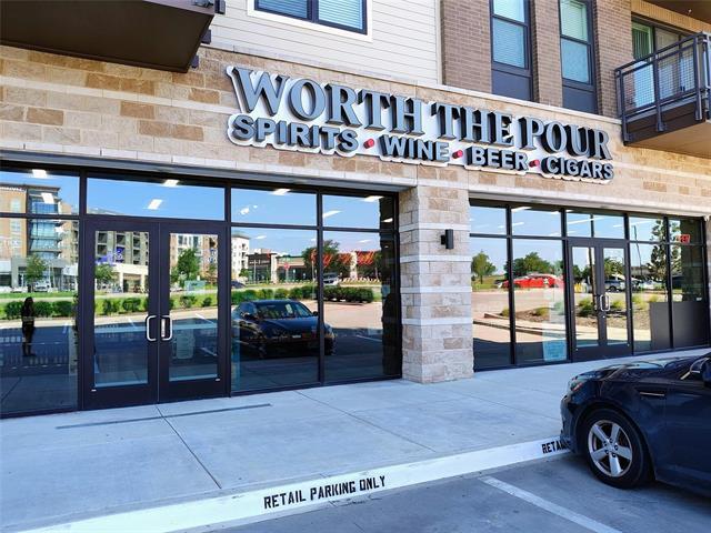 Building Photo - 3517 Windhaven Pkwy