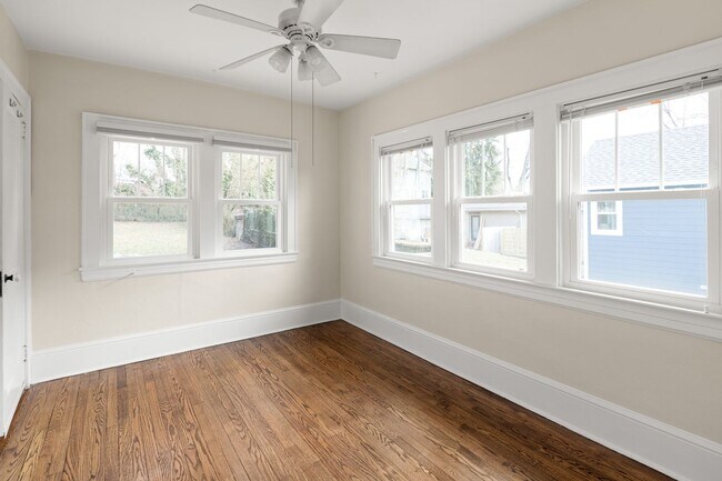 Building Photo - Updated West Asheville Bungalow