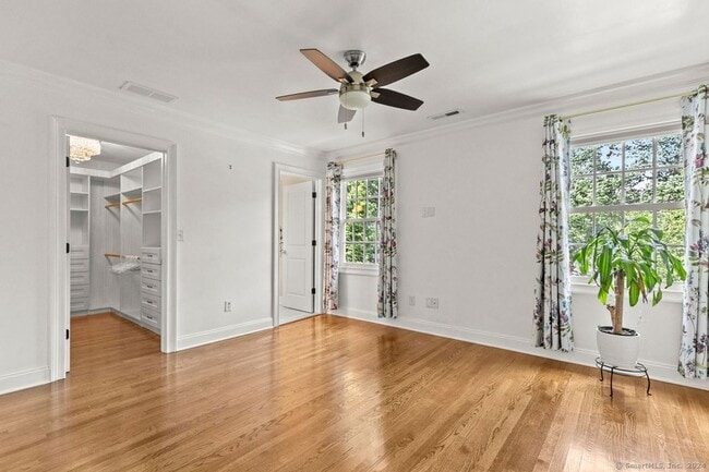 Building Photo - 14 Magellan Ln