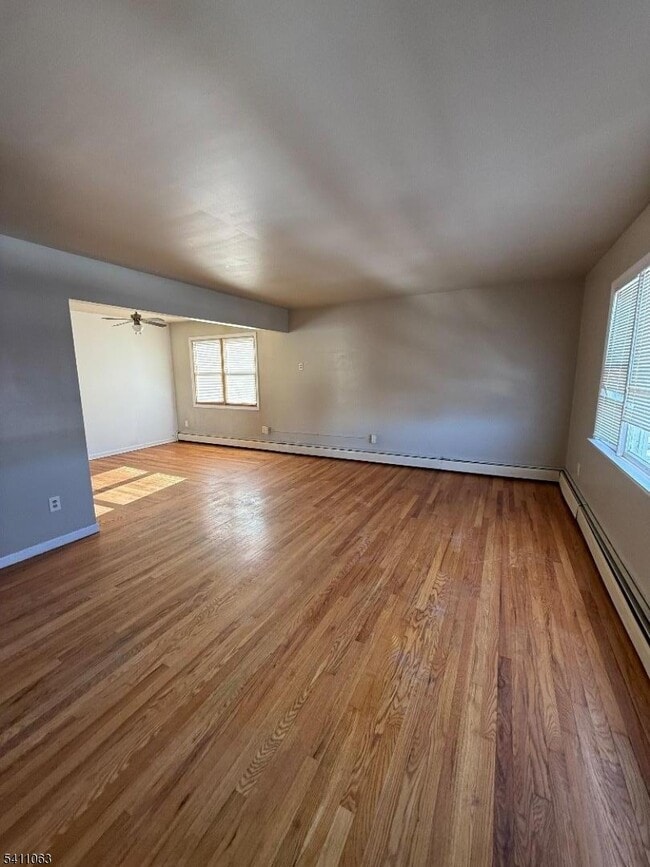 Building Photo - 52 Frederick St