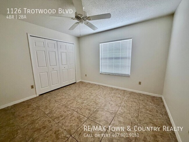 Building Photo - 1126 Trotwood Blvd