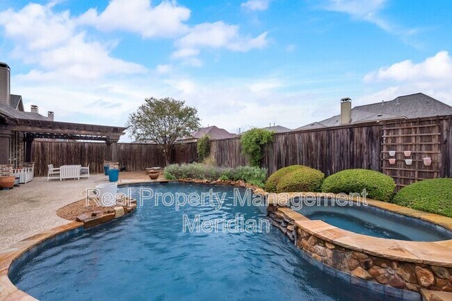 Building Photo - 14900 Foxbriar Ln