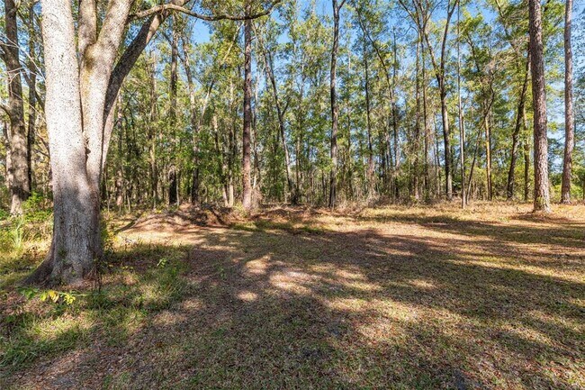 Building Photo - 18124 SW 75 Ave