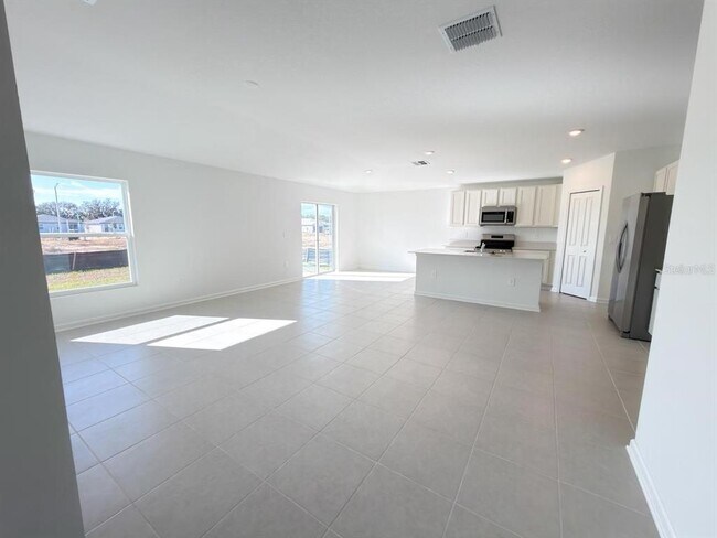 Building Photo - 3212 Alpine Wy