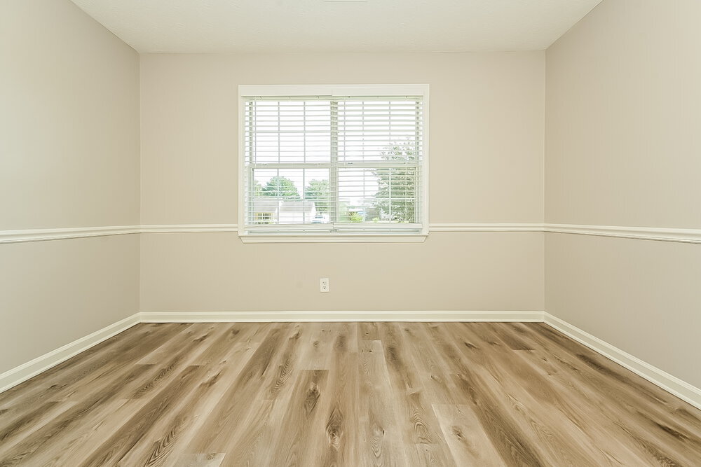 Building Photo - 221 Greenleaf Dr