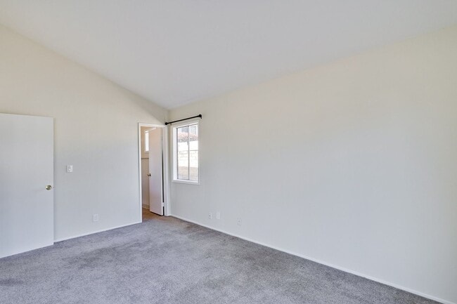 Building Photo - Modernized Fremont Gem: 3BR/2BA with Designer Finishes & Gated Backyard