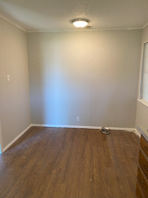 Building Photo - 2020 Granbury St