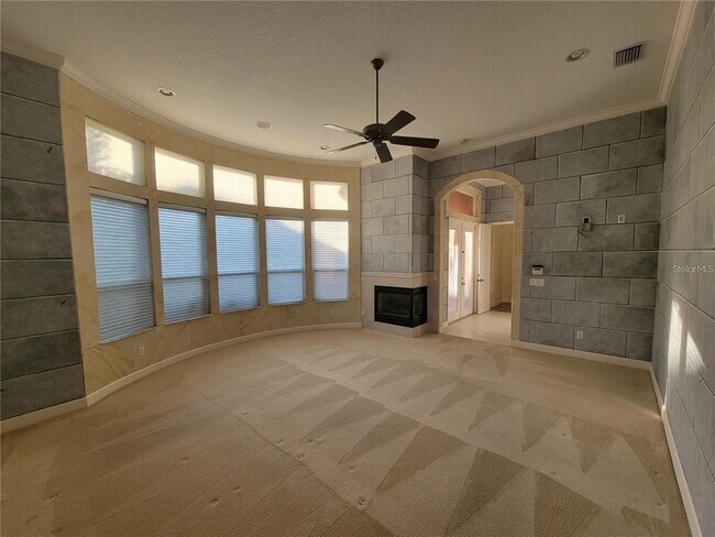 Building Photo - 10209 Thurston Groves Blvd