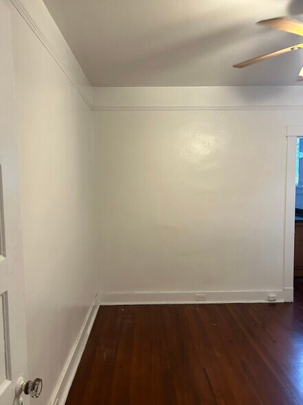 Building Photo - 821 Leontine St
