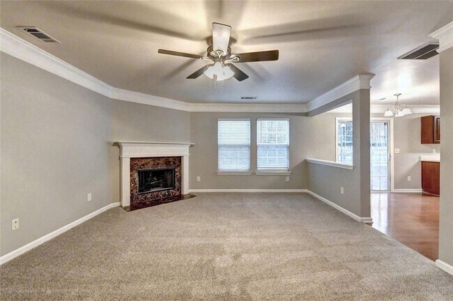Building Photo - 3070 Centerglen Ln
