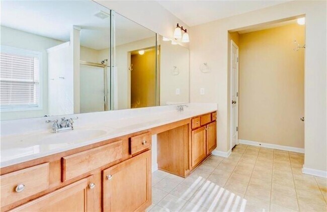 Building Photo - 5430 Crestwick Wy