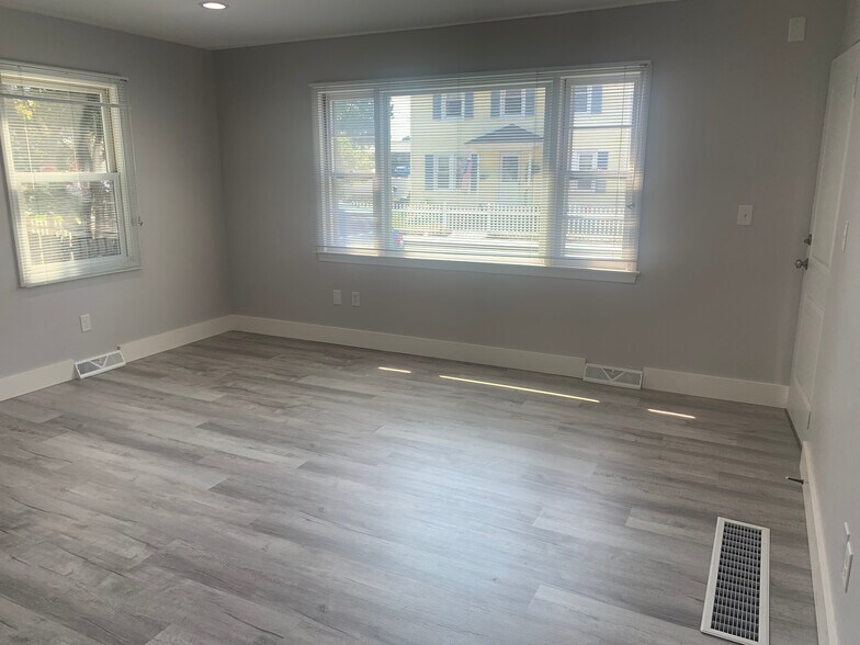 Living Room with lots of natural light - 56 Darina Pl