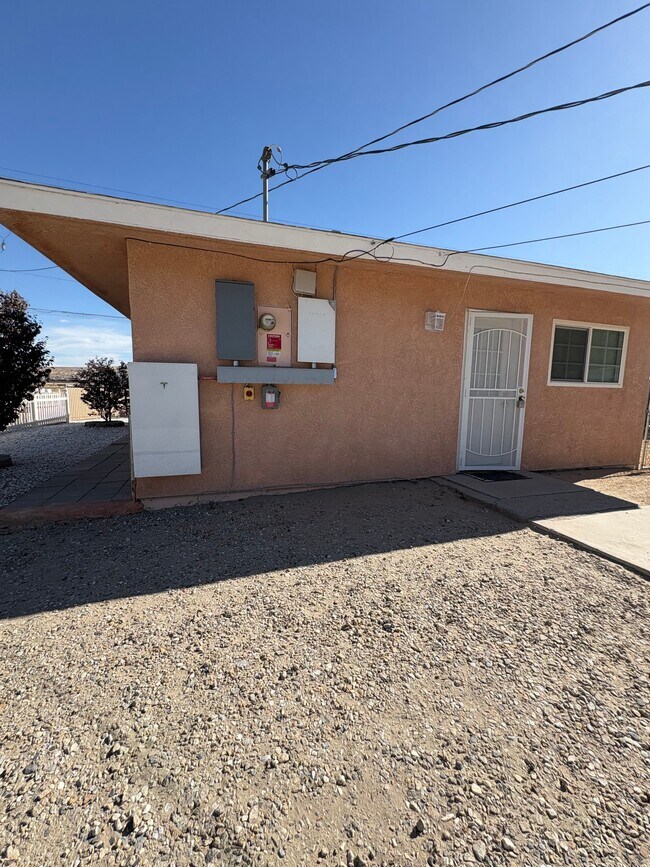 Building Photo - 27860-860 Waterman Rd