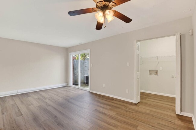 Building Photo - Updated 3BR Home in Virginia Beach with Modern Finishes & Prime Location