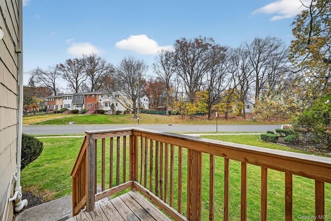 Building Photo - 28 Alan Rd