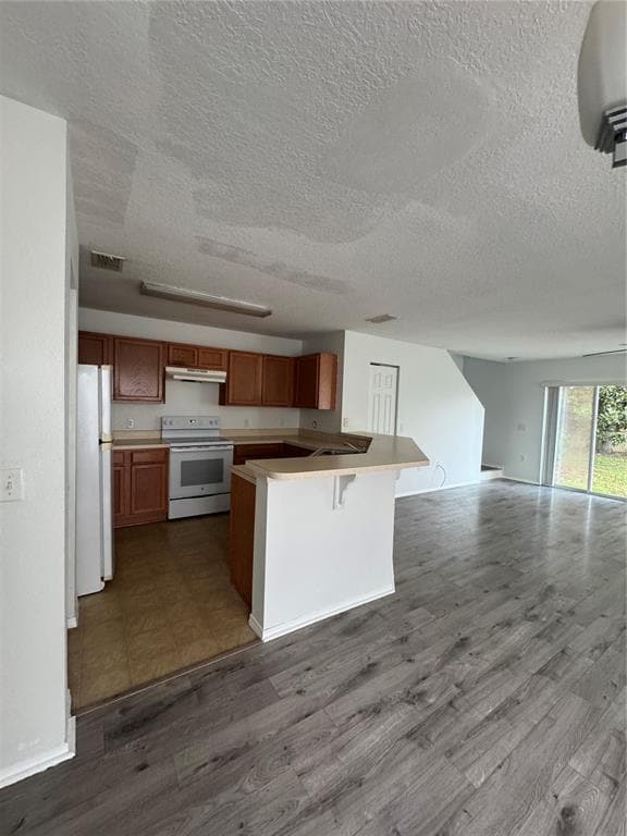 Building Photo - 3003 Seaview Castle Dr