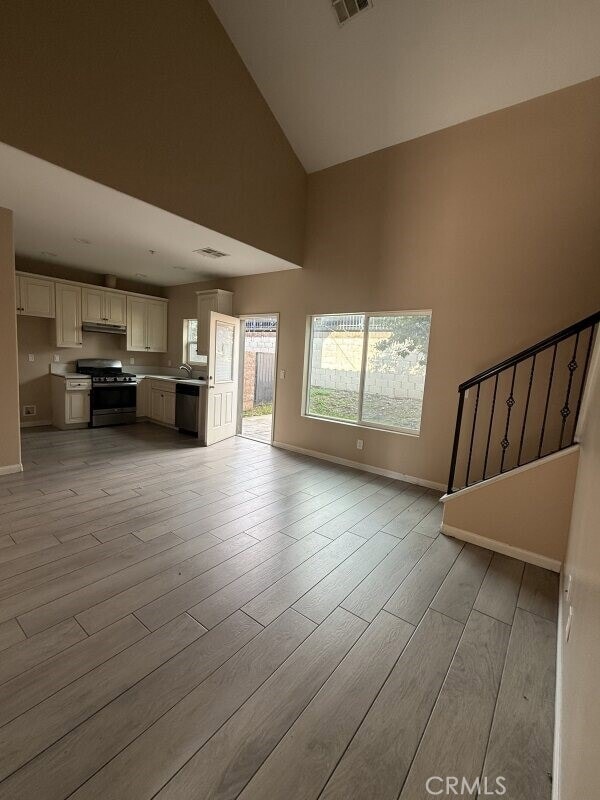 Building Photo - 7986 Mango Ave