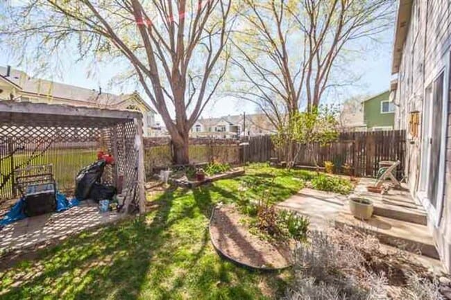 Building Photo - 2282 S Amy Ave