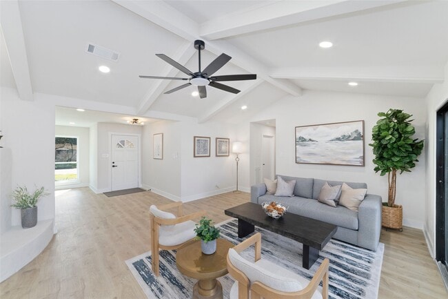 Building Photo - 9902 Hornpipe Ln