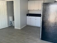 Building Photo - 105 E Grant Rd