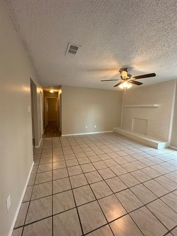 Building Photo - 2804 Springlake Ct