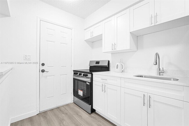 Building Photo - 13210 Memorial Hwy