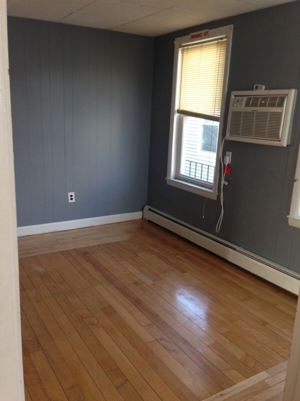 Building Photo - 805-807 Merrimack Street