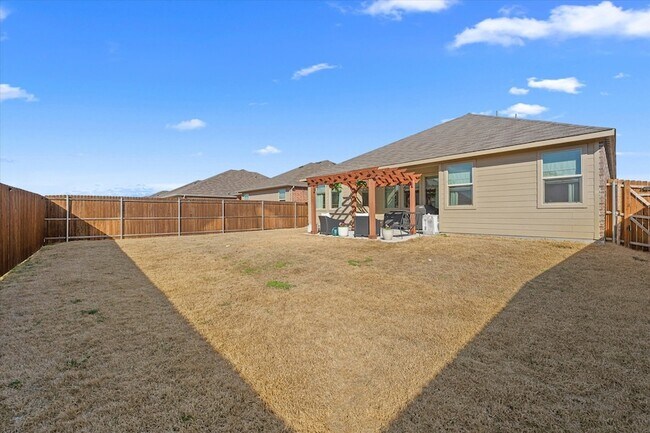 Building Photo - 5028 Waterway Dr
