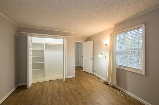 Building Photo - 3086 Cynthia Ct