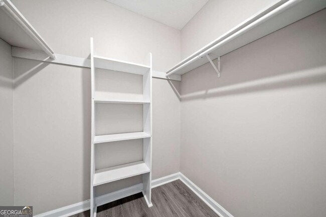 Building Photo - 705 Beaufort Cir