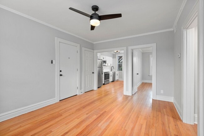 Interior Photo - 6201 Arsenal through 3051 Clifton