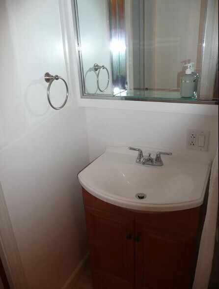 Bathroom - View 1 - 225 Emerson St