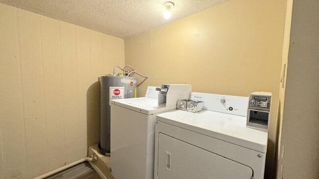 Building Photo - 170 Kingston Ave