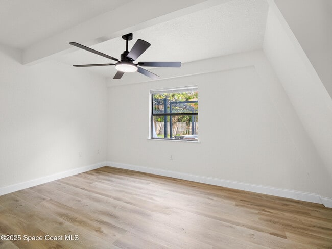 Building Photo - 6260 Marcy St