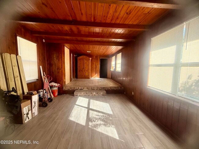 Building Photo - 6316 Mercado Dr